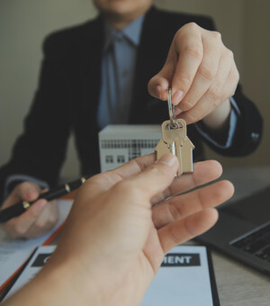 Передача пустых квартир для ВПЛ: законно ли это без согласия владельца