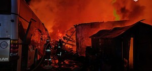 Ворог атакував південь Одещини: дронами пошкоджено порт, судно і житлові будинки