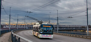 В Запорожье меняют движение транспорта из-за закрытия ДнепроГЭС: как будут курсировать автобусы, троллейбусы и трамваи