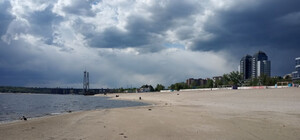 В Запорожье готовят три городских пляжа к лету: когда откроют сезон