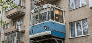 В Запорожье заметили необычный балкон из автобуса: где он находится (фото)