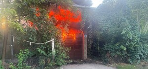 Удар по поштовому терміналу та будинках: на Одещині внаслідок атаки РФ є загиблий