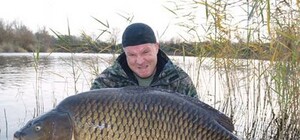 После потопа в Симферополе на улицах ловят 10-килограммовых карпов 