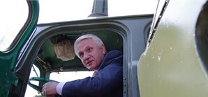 Сегодня Литвин позировал фотографам в противокорабельном ракетном комплексе