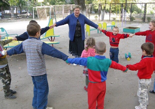 Запорожские родители плохо следят за детьми. Фото vgorode.ua