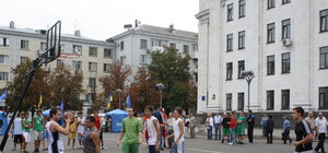 Владимир Пристюк показал луганчанам как надо играть в баскетбол