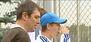 Как футболисты 