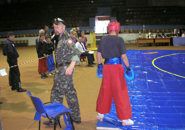 В Запорожье проходит Международный фестиваль казацких боевых и традиционных искусств "Спас". Фото Vgorode.ua. 