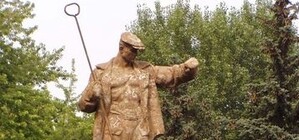 Памятнику сталеваров пообещали полный  апгрейд