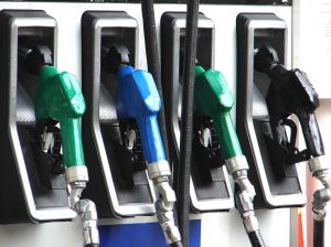 Цены на бензин стабильны. Фото sxc.hu