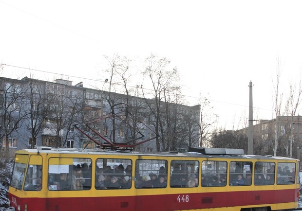 Запорожца задавил трамвай. Фото vgorode.ua