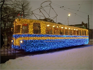 Трамвай будет катать запорожцев четыре дня. Фото kp.ua