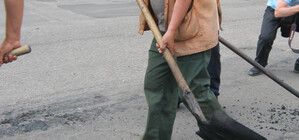 Денег на запорожские дороги выделили, но кто их будет строить?