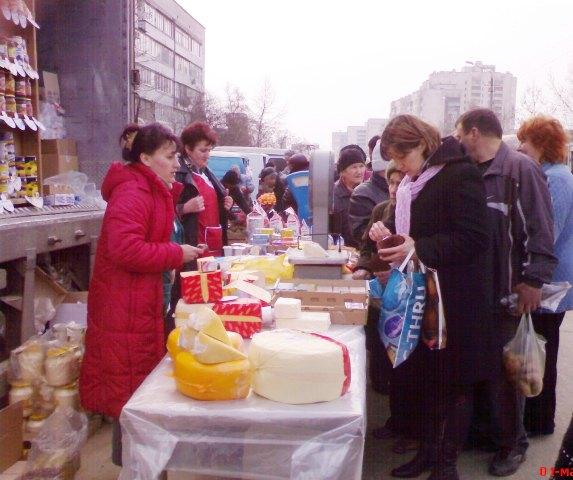 Запастись продуктами на неделю вперед можно будет в субботу. Фото news2000.com.ua