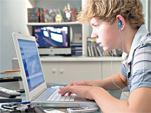 Детей предлагают учить через Интернет. Фото Thinkstok.