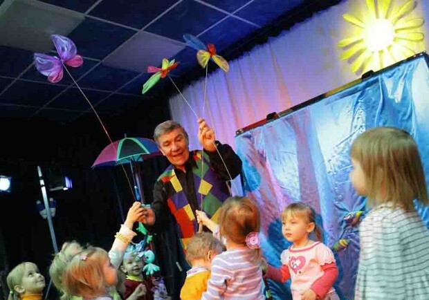 Детский театр.Фото с сайта 125830.ru.all.biz