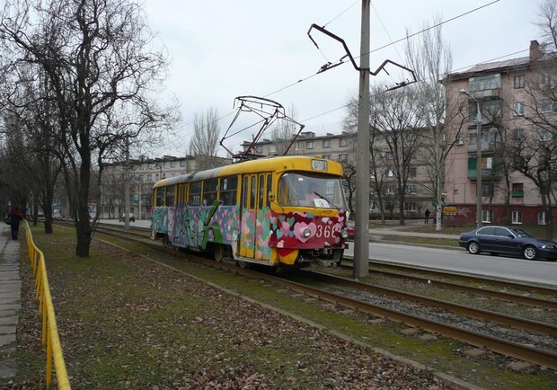 В городе будет курсировать трамвай любви. Фото yaplakal.com