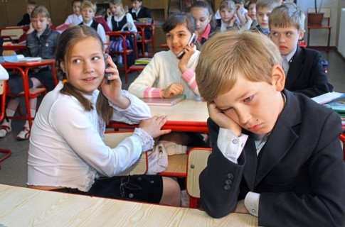 Сколько будут гулять школьники весной? Фото segodnya.ua