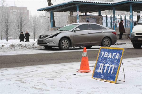 В результате ДТП пострадали оба водителя. Фото: пресс-служба ГАИ Донецкой области