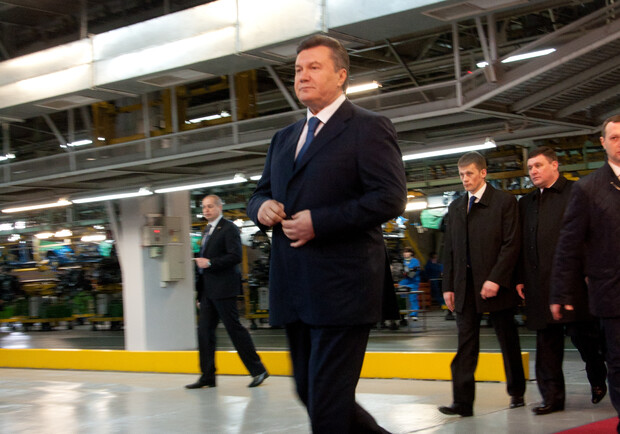 Официальный визит главы государства дорого обошелся городу. Фото vgorode.ua