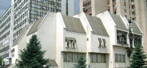 На ремонт театра потратят больше миллиона гривен 