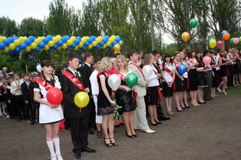 Для выпускников последние звонки растянутся на месяц.
Фото сайта: vasha-svadba.dp.ua