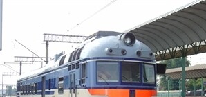 Донецких проводниц снимают с поездов и отправляют работать швеями за 1200 гривен