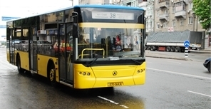 Сегодня общественный транспорт будет ходить почти до утра