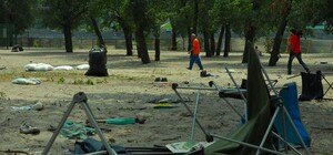 Скандал на Трухановом: палатки шведов не разворовали, а увезли к детям