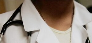 Мама погибшей пациентки изуродовала врачу лицо кислотой 