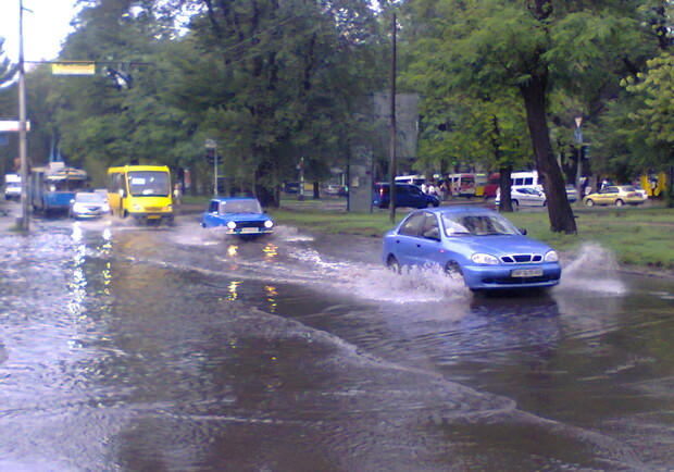 В городе потоп. Фото vgorode.ua