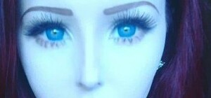 Фотофакт: одесская девушка-аниме показалась без сложного грима