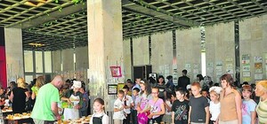 В поисках халявы: где в Симферополе можно бесплатно покушать, подстричься и сделать фотосессию