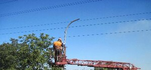 В запорожском сквере зажгли 