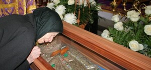 В Святогорске дикий ажиотаж из-за Плащаницы - колоссальные пробки и столпотворение