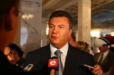 Новость - События - Виктор Янукович выступил с речью возле ДК "Днепроспецсталь"