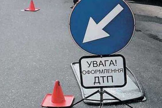 В Запорожье водитель ВАЗа сбил на пешеходном переходе женщину. Фото: podrobnosti.ua 