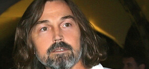 В луганском музее аншлаг: на выставку Никаса Сафронова горожане идут толпами