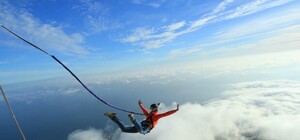 Под Рождество в Крымских горах люди бросались со скал