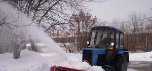 Луганские дороги чистят 27 единиц техники
