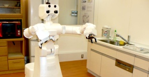 Днепропетровские студенты придумали робота-домохозяйку