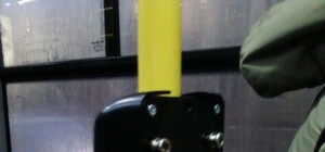 В троллейбусах Донецка начали устанавливать электронные компостеры