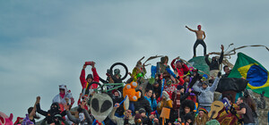 Harlem Shake на Фестивальном в Днепропетровске. Фотографии и видео