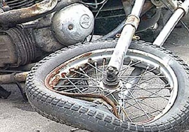 Новость - События - Водитель "Жигулей" выехал на "встречку" и смял мотоцикл