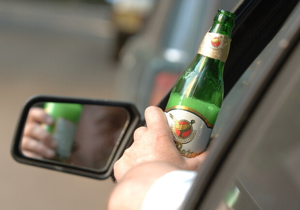 Пьяный водитель едва не разбился сам и не угробил друга.
Фото: cars.ru