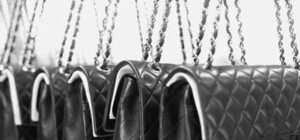 На Почтовой собралось рекордное количество сумочек 