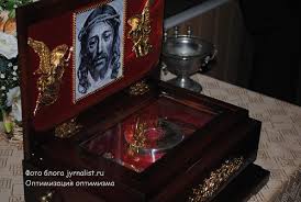 В луганском храме находится шип тернового венца Христа Спасителя