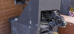 В Ленинском районе Запорожья из магазина стащили банкомат с 250 тысячами