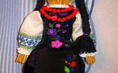Кукла сделала из соломы с бабушкиного огорода. Фото с сайта: mig.com.ua.