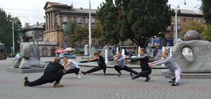 В Запорожье впервые прошла групповая уличная зарядка